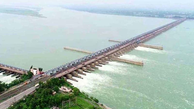 গঙ্গা পানি চুক্তি নবায়নে নতুন টানাপোড়েন, ভিন্ন অবস্থানে ঢাকা-দিল্লি 